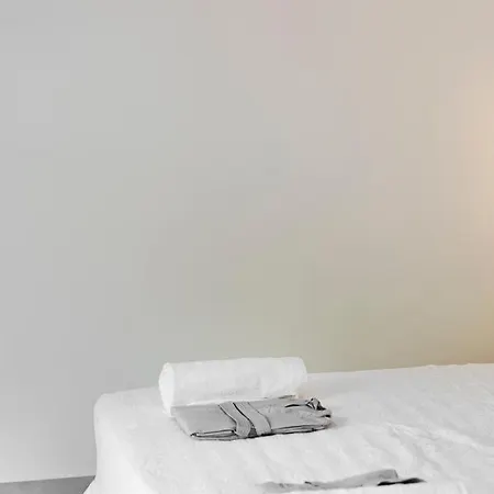 Dasylio - Earthy Living Villa