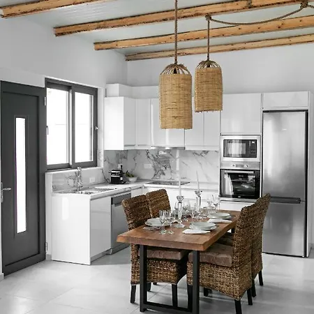 Dasylio - Earthy Living Ialysos (Rhodes)