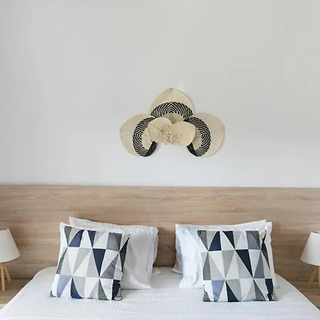 Villa Dasylio - Earthy Living